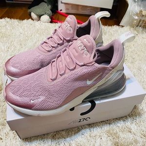 Air Max 270